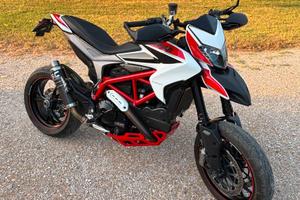 Ducati Hypermotard 821 SP