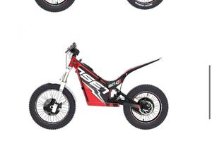 Moto trial elettrica professionale