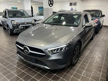 NUOVA MERCEDES-BENZ CLASSE A180 2.0 CDI 116CV AUTO