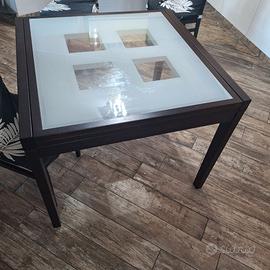 Tavolo legno e vetro