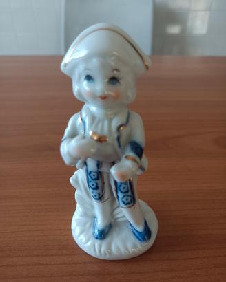 Bambolina in ceramica di capodimonte 