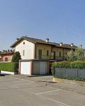 Immobile in asta di 90 m² con 3 locali e box auto 