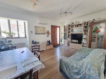 Appartamento di 140 m² con più di 5 locali a Monte