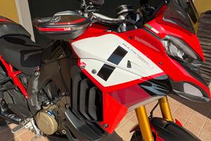 Multistrada V4 pikes peak ducati
