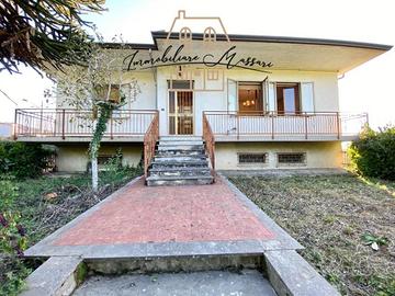 Villa di 227 m² con più di 5 locali a Santo Stefan