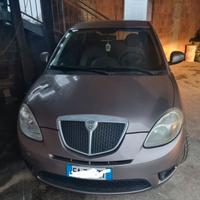 Lancia Ypsilon 2010