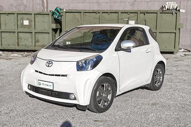 TOYOTA iQ 1.0 CVT Trend