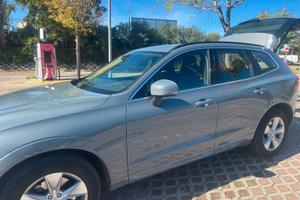 volvo XC60 B4AWD Mild-Hybrid