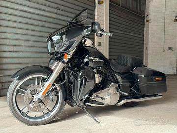 Harley Davidson street glide