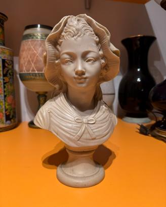 Busto di giovane fanciulla