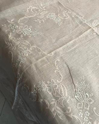 Copriletto matrimoniale in puro lino