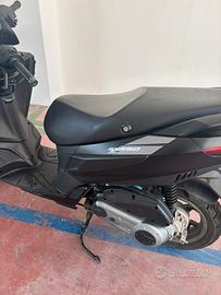 Scooter Aprilia SXR 50