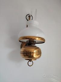 lampada da parete in ottone 
