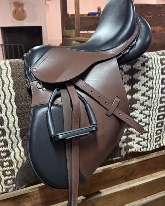 Sella inglese artigianale