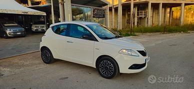 Lancia Ypsilon 1.2 69CV Platinum