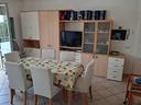 16-31-luglio-trilocale-con-clima-2-bagni-p-auto