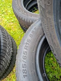 185/65 R15 4 pneumatici invernali QUASI NUOVO