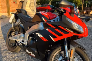 Aprilia rs4 125