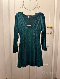 Abito in velluto Asos