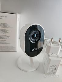 Telecamera Arlo Essential 2K Videosorveglianza