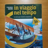 libro di storia (in viaggio nel tempo) 