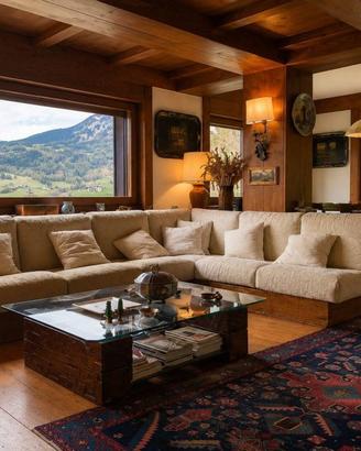 Appartamento di 155 m² con più di 5 locali e box a
