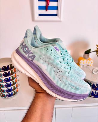 Hoka Clifton 9