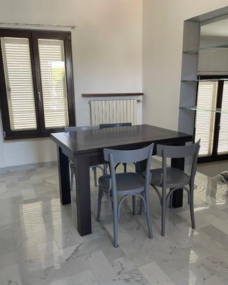 Tavolo legno massello allungabile