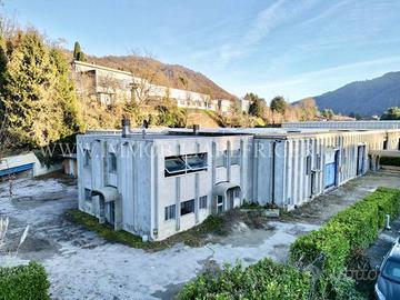 Immobile di 1200 m² a Caprino Bergamasco