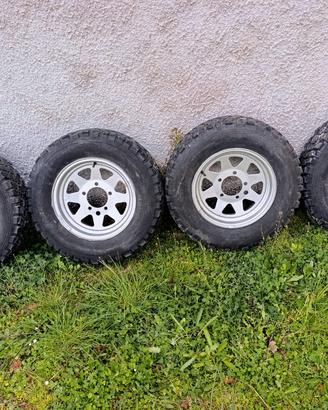 cerchi e gomme Suzuki 