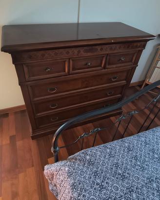 credenza e comodini camera da letto 