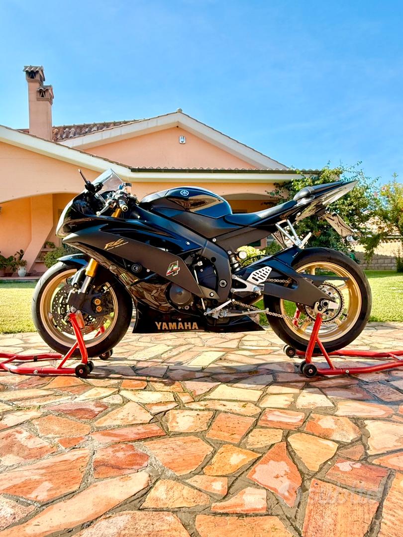 Cerco Yamaha Cerco R6 Usata R6 2010 Cerco Yamaha R6 Usata Yamaha