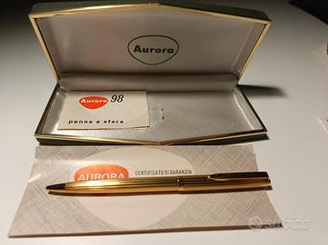 Lotto 7 penne stilo e sfera.