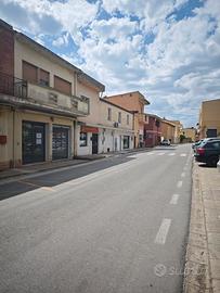 Locale commerciale x stagione estiva