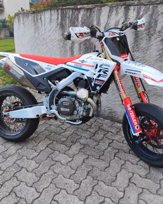 HONDA CRF 450 2025 PISTA + STREET LEGAL  TARGATA