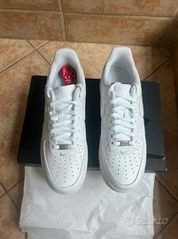 Nike Air Force 1 Low Supreme Bianche, Taglia 44