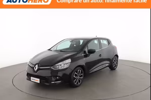 RENAULT Clio RT08882