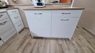 cucina libeare + 2 mobili separati