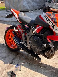Moto cb1000r