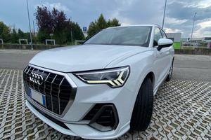 Audi Q3 40 TFSI quattro S tronic S line quattro