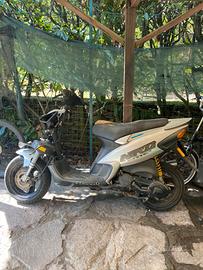Smembro piaggio nrg