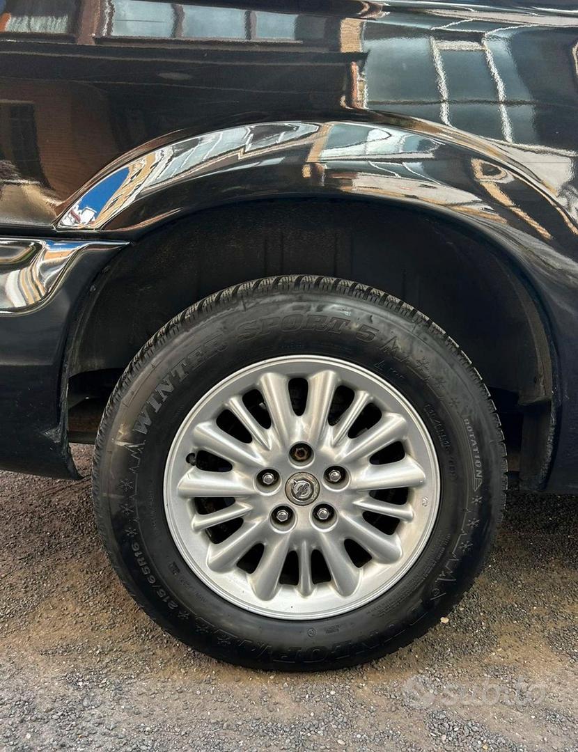 Chrysler Voyager 2010 photo 2