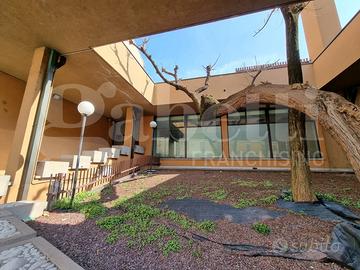 Ufficio Lecco [Cod. rif 3241004VCU]