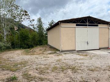 Magazzino C2 mq.150 circonvallazione di Monreale