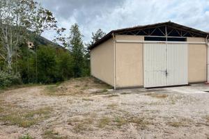 Magazzino C2 mq.150 circonvallazione di Monreale