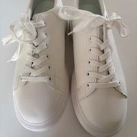 Sneaker 42