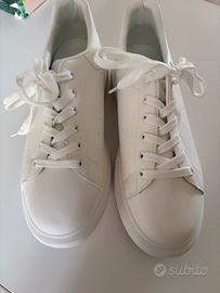 Sneaker 42