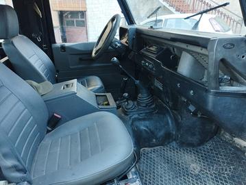 Land Rover LD 90 HT CAR