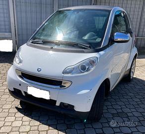 Smart fortwo 451 mhd 2009 - 85.000 km