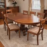 Elegante tavolo in legno
